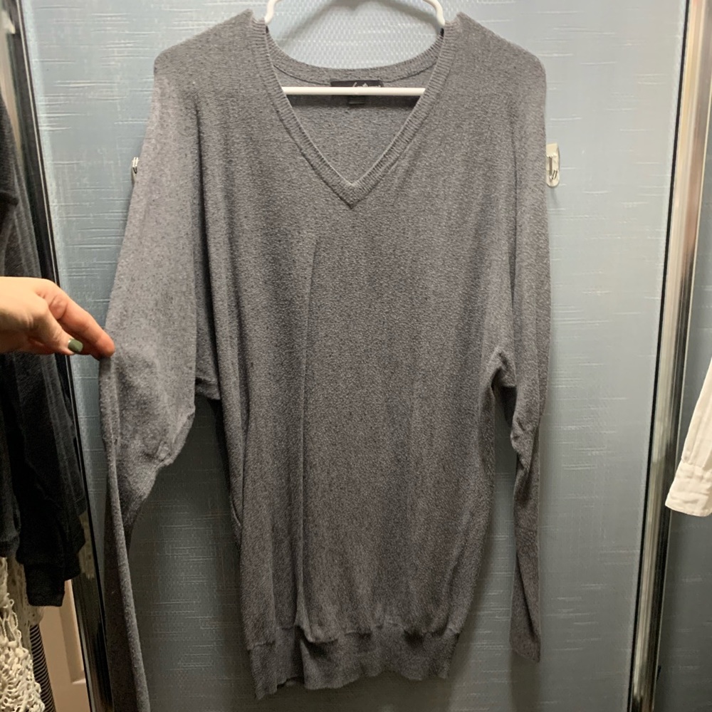Long sleeve baggy shirt
